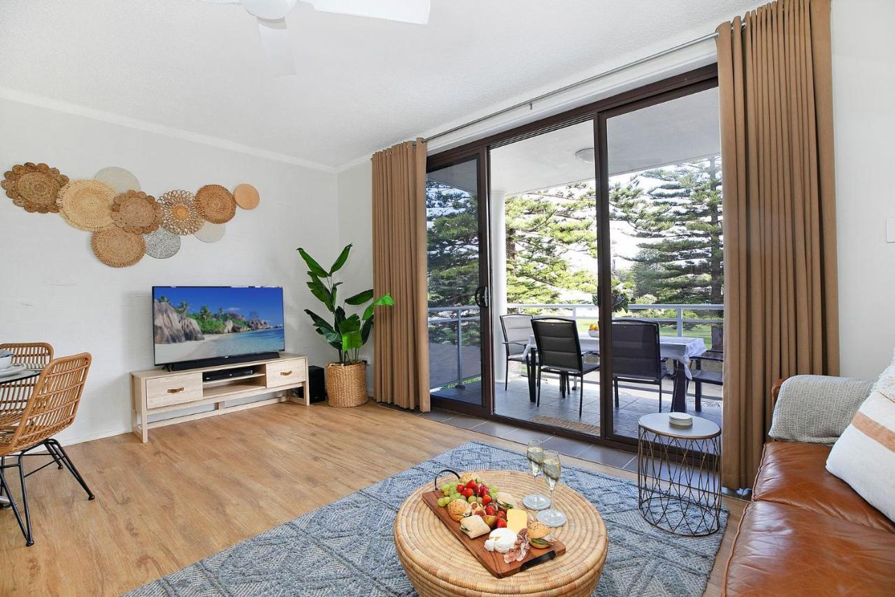 St Tropez Beachside Luxe Apartment